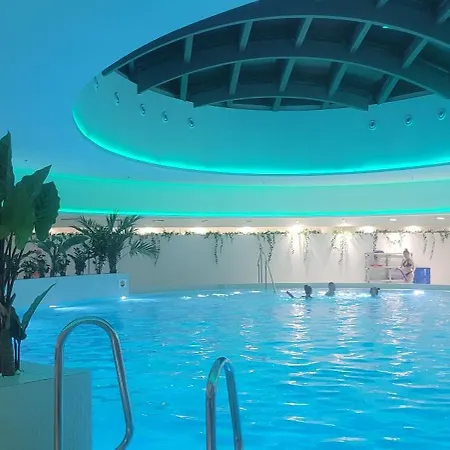 Hanza Tower 306, Basen, Sauna, Jacuzzi, Fitness Lägenhet